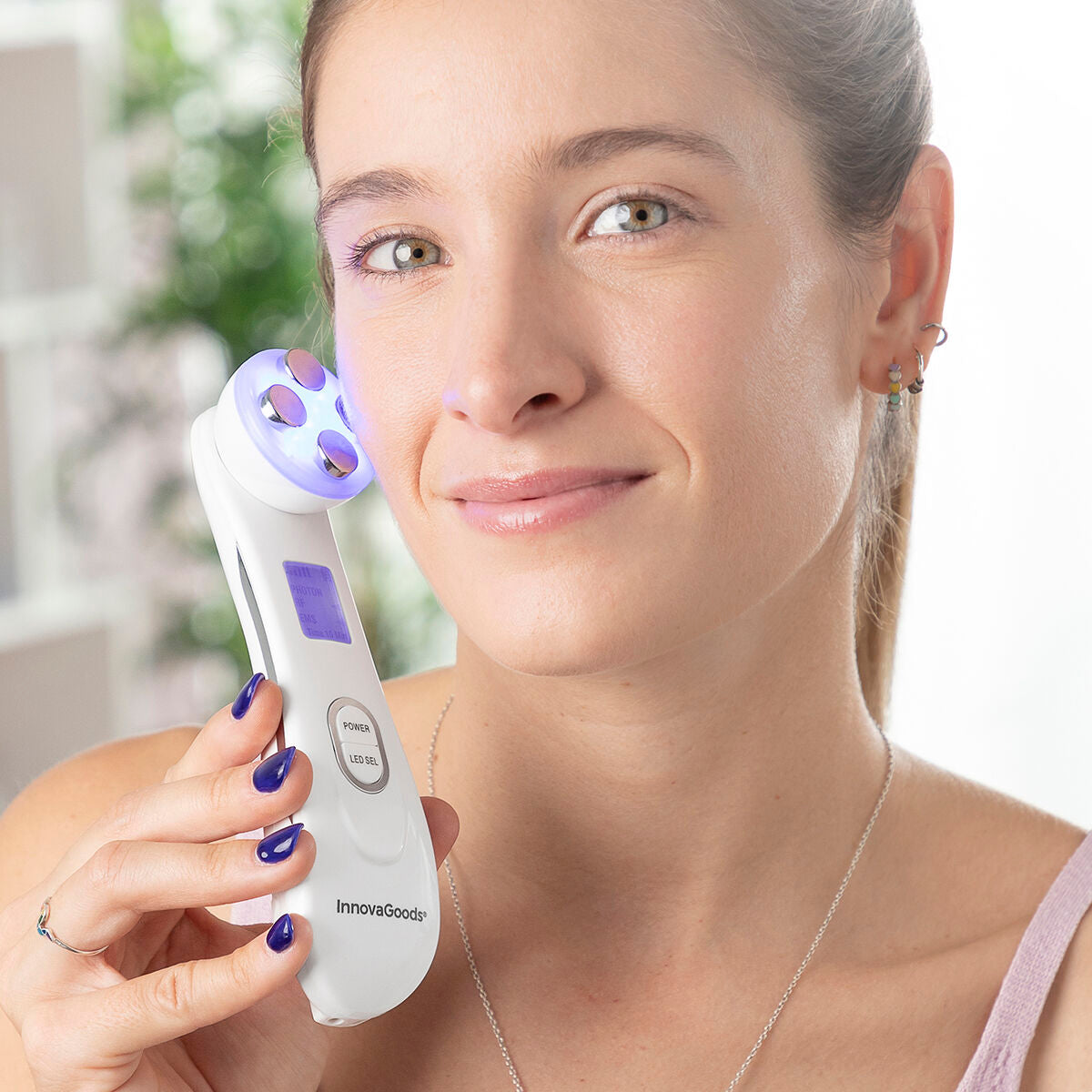 Facial Massager with Radiofrequency, Phototherapy and Electrostimulation InnovaGoods
